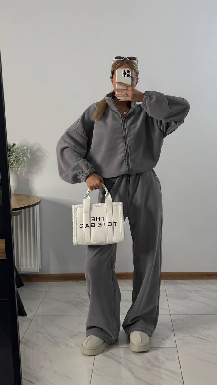 Oversized fleece tracksuit in chocolate