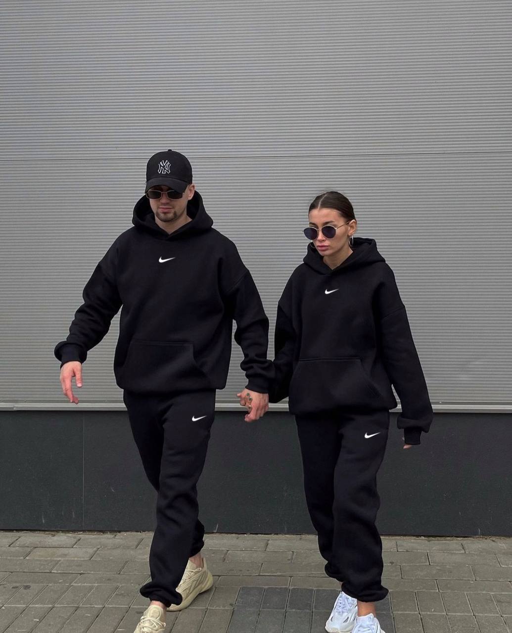 Fatos de treino oversized elegantes para casais