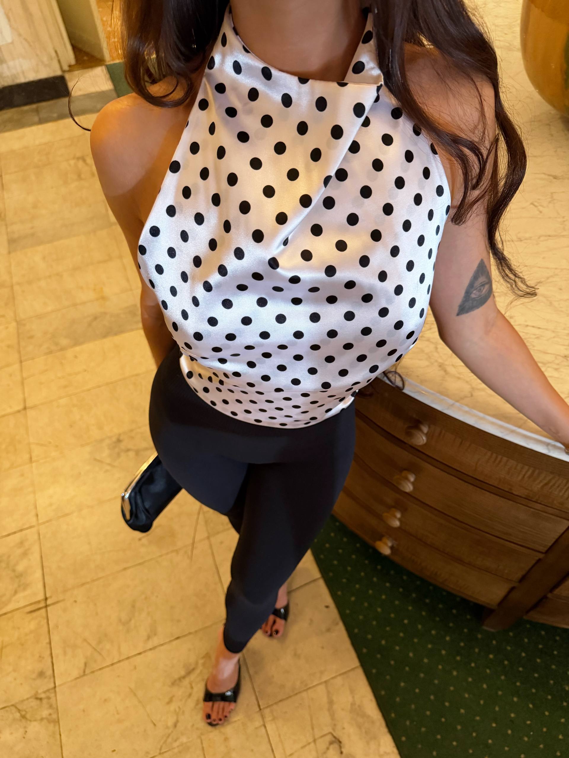 Satin top in trendy prints