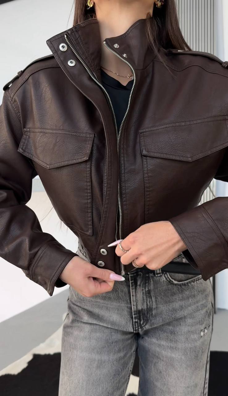 Jachetă scurtă stylish din eco-piele